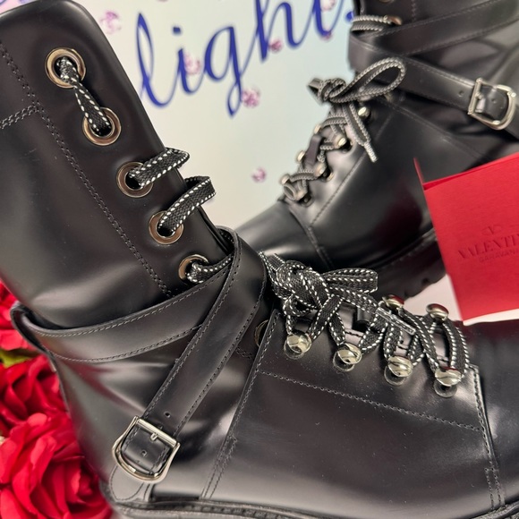 ❤️‍🔥SALE HOST PICK $1550 VG ROCKSTUD COMBAT BOOTS - Picture 3 of 14